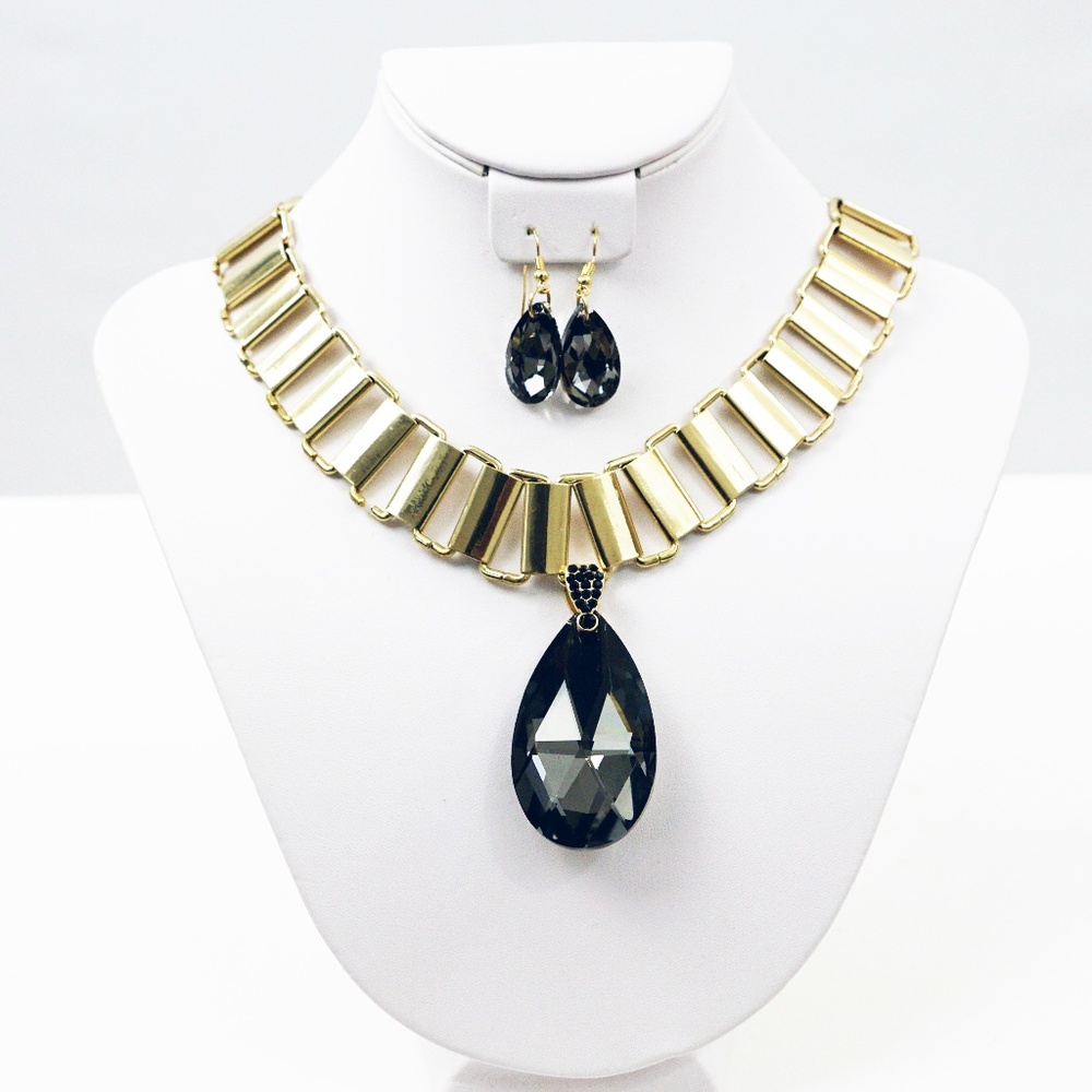 Egyptian Teardrop Necklace Black Diamond OS